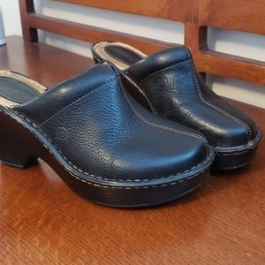 Born wedge mules black size 6